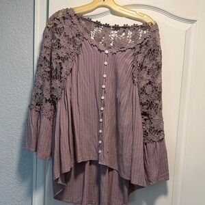 Elegant Lace-Trimmed Mauve Top